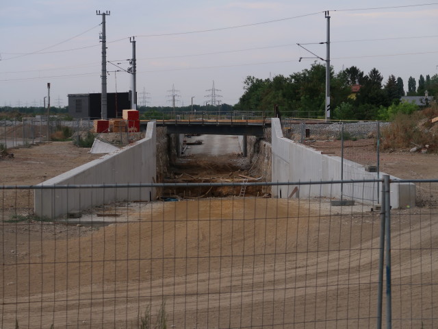 zwischen Münchendorf und Achau