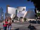 Sabine und ich bei der Walt Disney Concert Hall in Los Angeles (9. Juni)