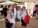Sabine, Papa, Mama und Oma im Schlosspark Halbturn