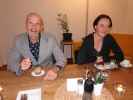 Herbert und Carmen im Lokal im Hof