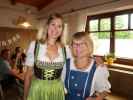 Roman, Caroline, Tanja und Mama im Buschenschank Gilg