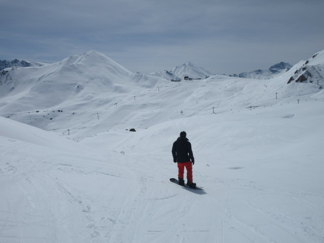 Markus zwischen Piste 62 und Piste 65 (22. Apr.)