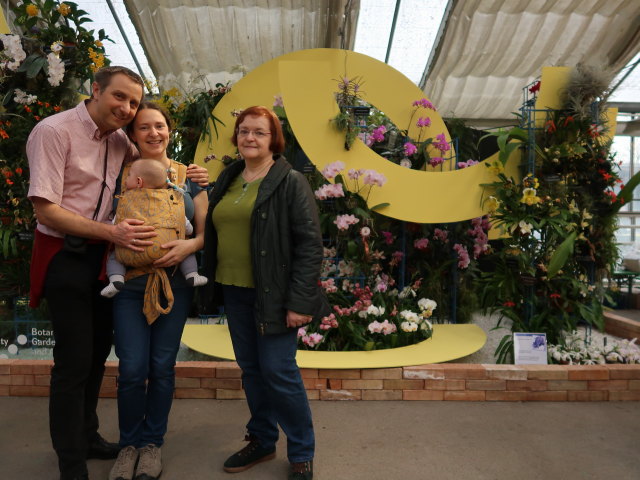 Ich, Nils, Sabine und Brigitte in den Blumeng&auml;rten Hirschstetten