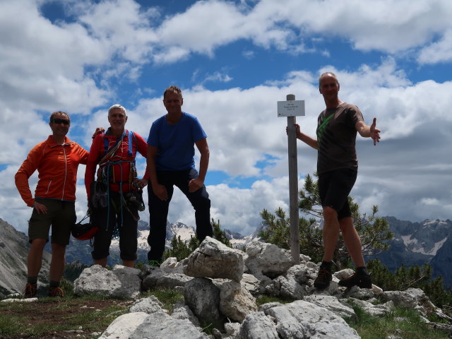 Ich, Josef, Andreas und Frank am Monte Pop&eacute;na Basso, 2.224 m