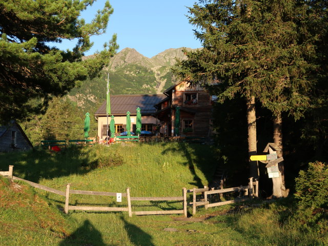 Edelrauteh&uuml;tte, 1.706 m
