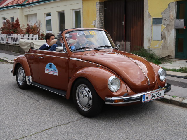 VW K&auml;fer 1303 Cabrio in der Peter-Paul-Stra&szlig;e