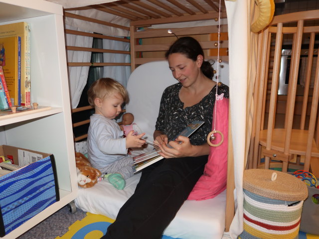 Nils und Sabine in unserer Wohnung