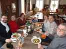 Markus, Mama, Brigitte, Nils, Sabine, ich und Papa im Gasthaus Napoleon