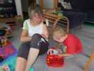 Mama und Nils in unserer Wohnung