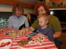 Mama, Brigitte und Nils in unserer Wohnung