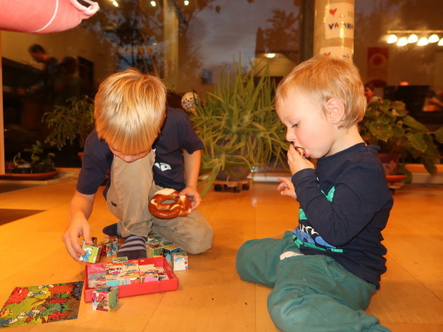 Felix und Nils in G&auml;nserndorf