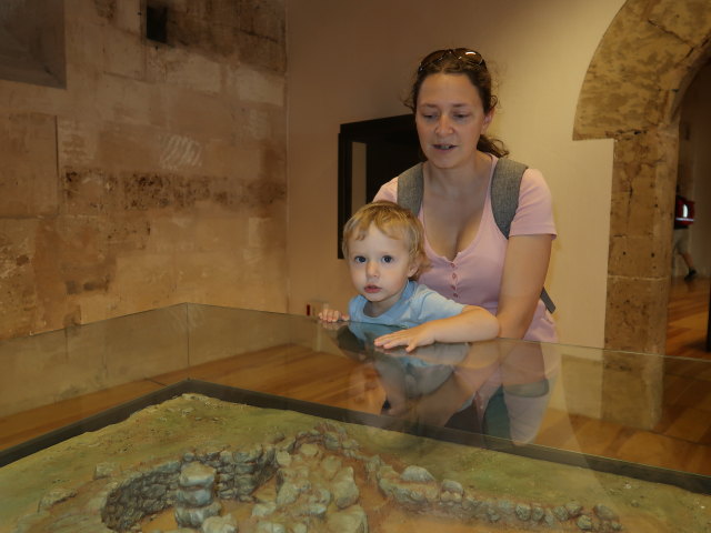 Nils und Sabine im Castell de Bellver in Palma (15. Nov.)