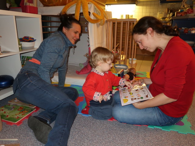 Ursa, Nils und Sabine in unserer Wohnung