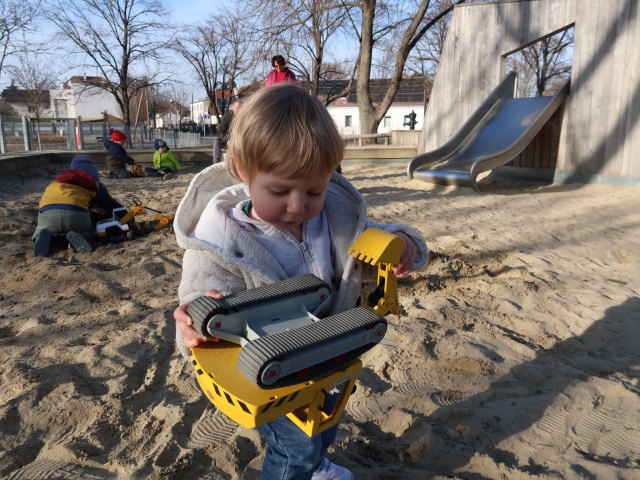Nils am Spielplatz Lorettowiese