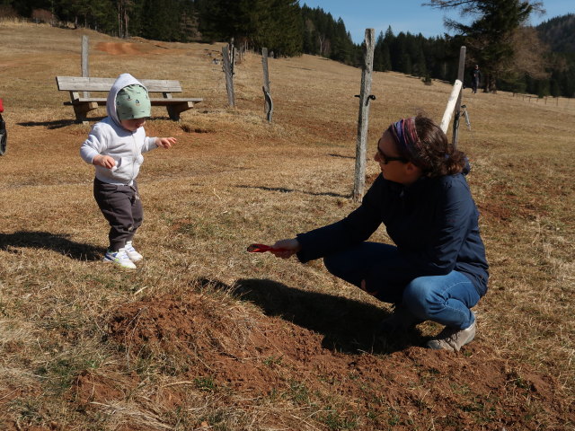 Nils und Sabine auf der Mamauwiese, 957 m