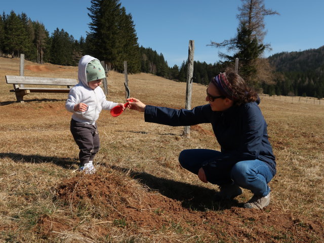 Nils und Sabine auf der Mamauwiese, 957 m