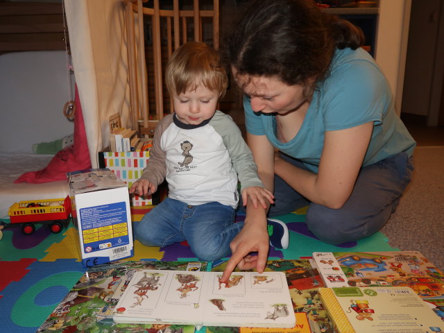Nils und Sabine in unserer Wohnung