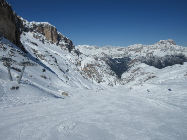 Piste Bus Tofana (19. M&auml;rz)