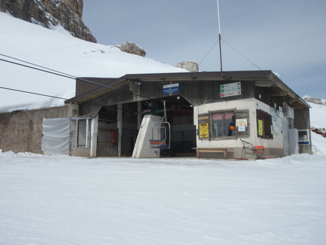 Bergstation der Sesselbahn Fedare, 2.413 m (21. M&auml;rz)