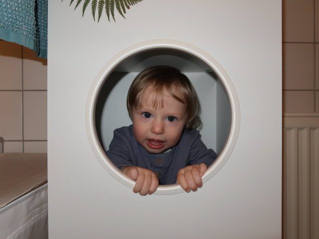 Nils in unserer Wohnung