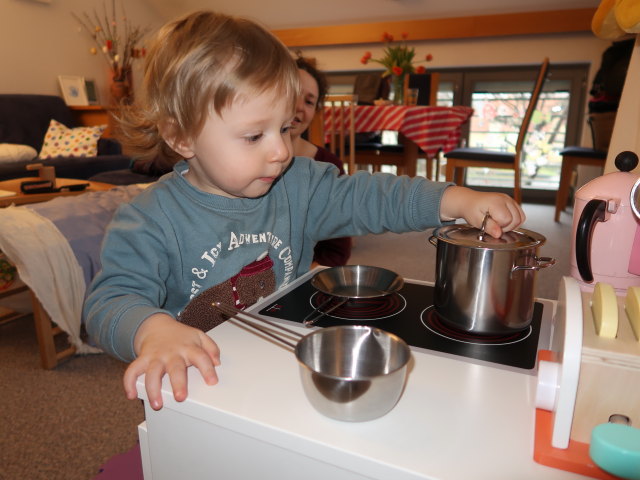 Nils und Sabine in unserer Wohnung