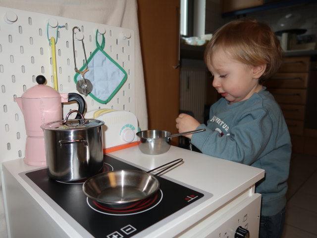 Nils in unserer Wohnung