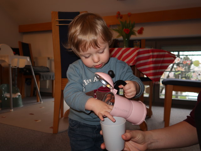 Nils in unserer Wohnung