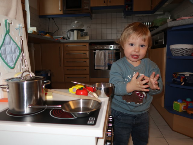 Nils in unserer Wohnung