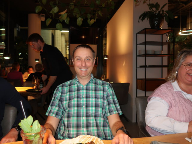 Ich und Doris im Grillrestaurant Heat