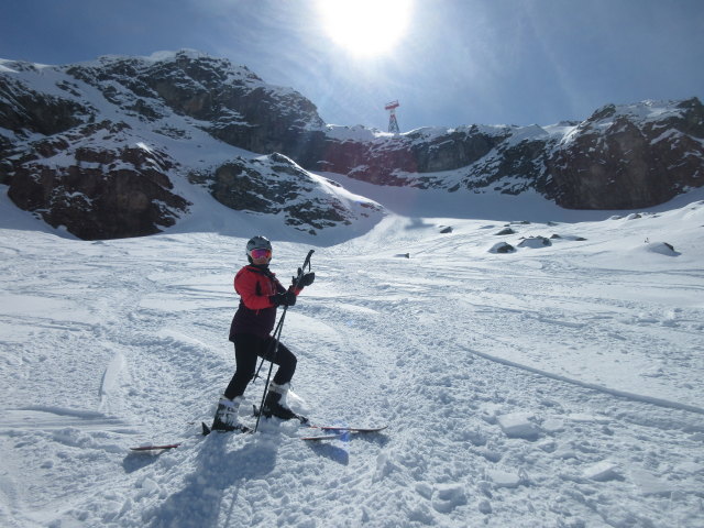 Melanie neben der Abfahrt Gr&uuml;nsee