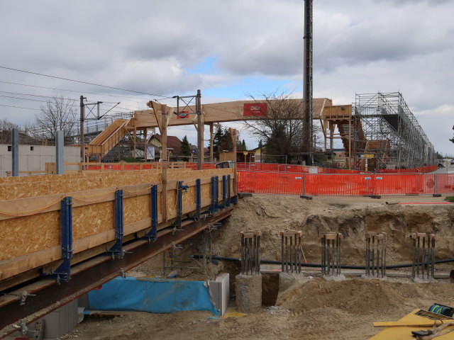 Bahnhof Silberwald, 166 m