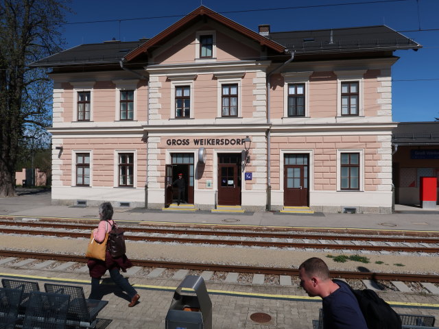 Bahnhof Gro&szlig;weikersdorf, 204 m