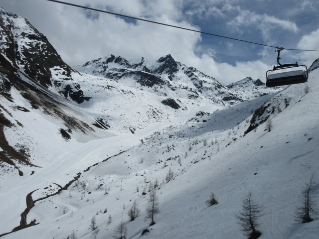 Velilltal von der Velilleckbahn aus (20. Apr.)