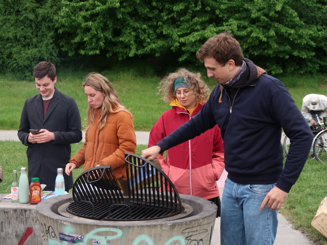 ?, ?, ? und Andreas auf der Donauinsel