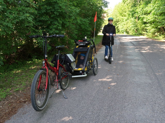 Nils und Sabine zwischen Bahnhof Neubau-Kreuzstetten und Streifing