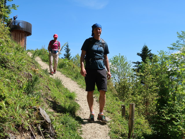Melanie und Frank bei der Aussichtsplattform Hollerberg