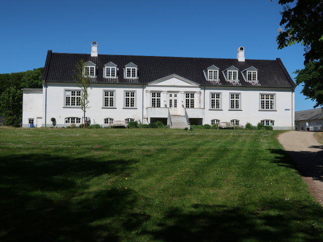 Oplevelsescenter Nyvang in Holb&aelig;k (17. Mai)