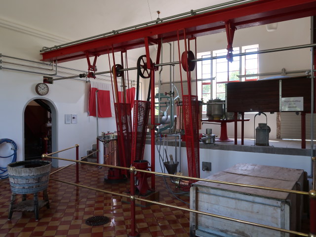 Oplevelsescenter Nyvang in Holb&aelig;k (17. Mai)