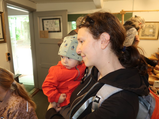 Nils und Sabine im Oplevelsescenter Nyvang in Holb&aelig;k (17. Mai)