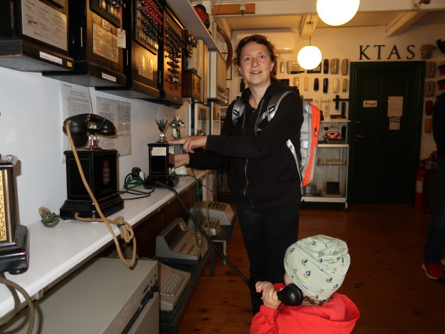 Sabine und Nils im Oplevelsescenter Nyvang in Holb&aelig;k (17. Mai)