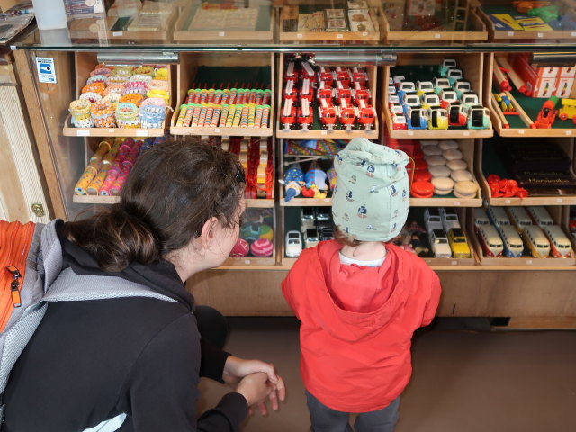 Sabine und Nils im Oplevelsescenter Nyvang in Holb&aelig;k (17. Mai)