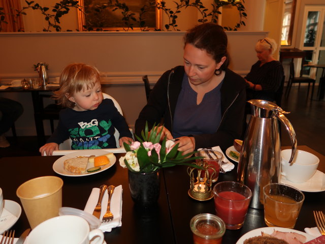 Nils und Sabine im First Hotel Grand in Odense (19. Mai)