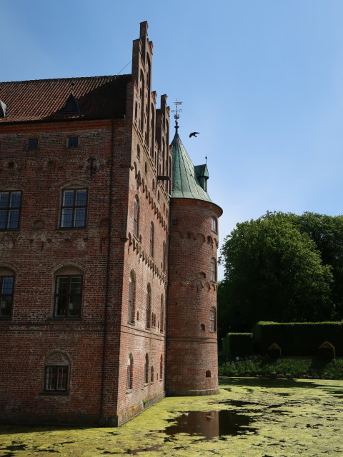 Egeskov Slot in Kv&aelig;rndrup (19. Mai)