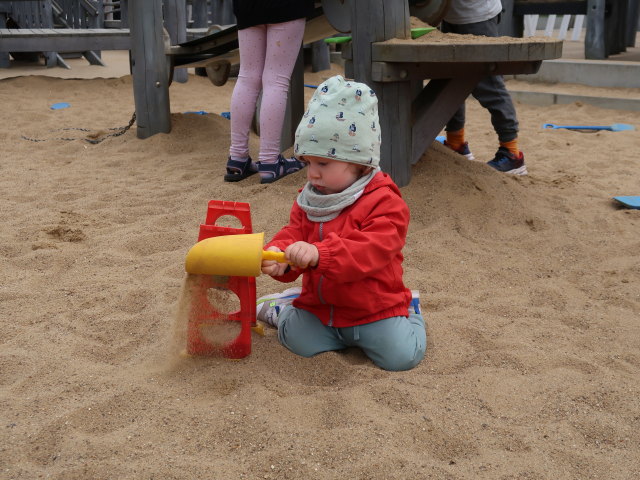 Nils in Dinosaurland in Djurs Sommerland in Nimtofte (21. Mai)