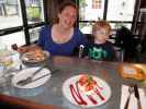 Sabine und Nils im Restaurant Bryggerg&aring;rden in Roskilde (18. Mai)