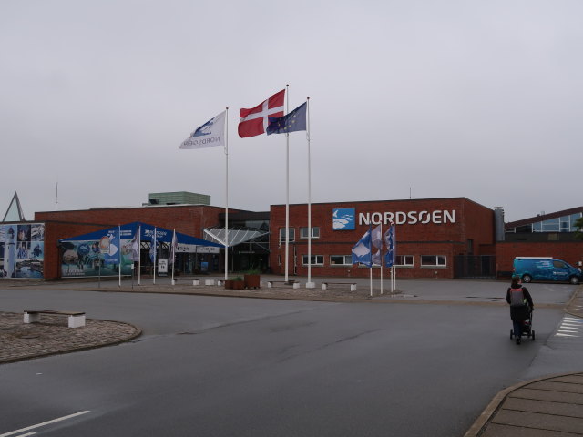 Sabine beim Nords&oslash;en Oceanarium in Hirtshals (25. Mai)