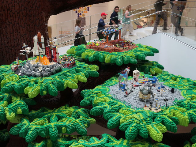 Tree of Creativity im LEGO House in Billund (27. Mai)