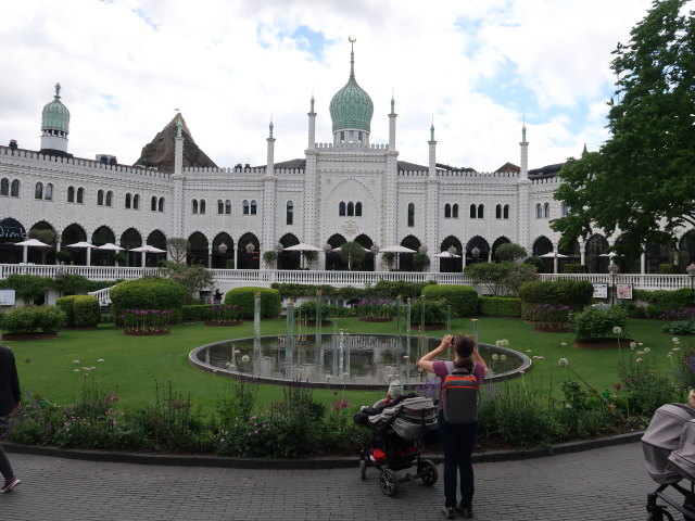 Nils und Sabine im Mauriske Palads in K&oslash;benhavns Tivoli (30. Mai)