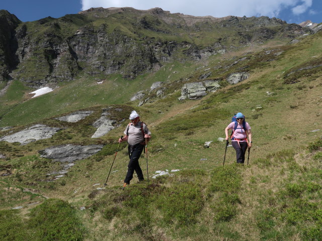 Reinhard und Irene am Krefelder Weg zwischen Wurfbach und Schattseitlahner (14. Juni)