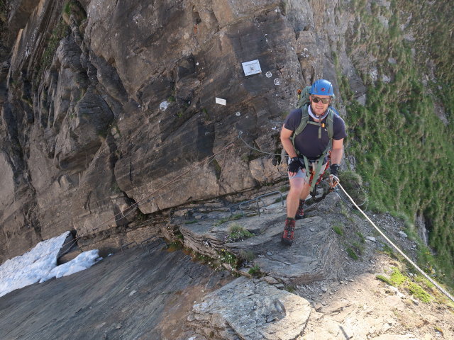 Christian am Gleiwitzer H&ouml;henweg in der Unteren J&auml;gerscharte, 2.470 m (22. Juni)